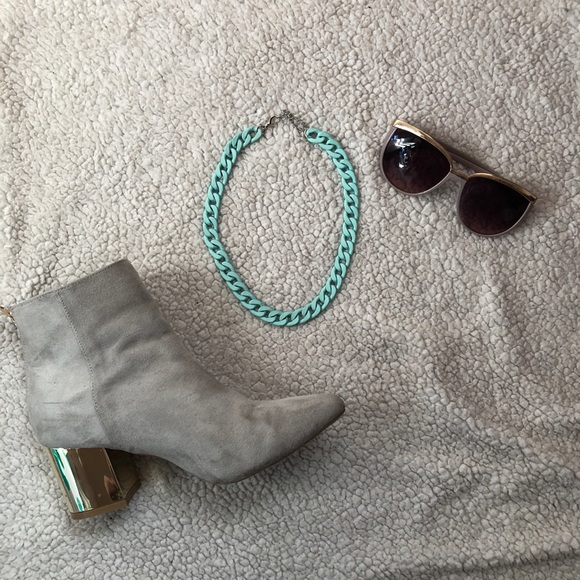 Jewelry - Matte mint chain necklace